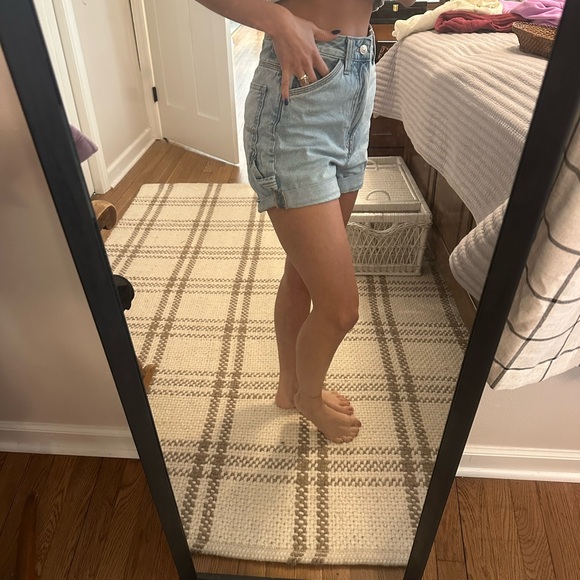 H&M Light Blue Jean Shorts - Picture 2 of 6